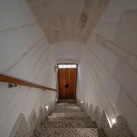 Casalice - Tradizione E Comfort A Остуни